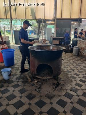 [P18] Besh Qozon Plov Center - Bucătăria » foto by adso
 - 
<span class="allrVoted glyphicon glyphicon-heart hidden" id="av1499651"></span>
<a class="m-l-10 hidden" id="sv1499651" onclick="voting_Foto_DelVot(,1499651,29131)" role="button">șterge vot <span class="glyphicon glyphicon-remove"></span></a>
<a id="v91499651" class=" c-red"  onclick="voting_Foto_SetVot(1499651)" role="button"><span class="glyphicon glyphicon-heart-empty"></span> <b>LIKE</b> = Votează poza</a> <img class="hidden"  id="f1499651W9" src="/imagini/loader.gif" border="0" /><span class="AjErrMes hidden" id="e1499651ErM"></span>