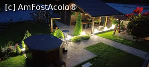 [P28] Noaptea în curte. » foto by tata123 🔱
 - 
<span class="allrVoted glyphicon glyphicon-heart hidden" id="av1500451"></span>
<a class="m-l-10 hidden" id="sv1500451" onclick="voting_Foto_DelVot(,1500451,29136)" role="button">șterge vot <span class="glyphicon glyphicon-remove"></span></a>
<a id="v91500451" class=" c-red"  onclick="voting_Foto_SetVot(1500451)" role="button"><span class="glyphicon glyphicon-heart-empty"></span> <b>LIKE</b> = Votează poza</a> <img class="hidden"  id="f1500451W9" src="/imagini/loader.gif" border="0" /><span class="AjErrMes hidden" id="e1500451ErM"></span>