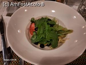 [P06] Dine Around la restaurantul spaniol Aubergine - salată asortată » foto by nicole33
 - 
<span class="allrVoted glyphicon glyphicon-heart hidden" id="av1501319"></span>
<a class="m-l-10 hidden" id="sv1501319" onclick="voting_Foto_DelVot(,1501319,29142)" role="button">șterge vot <span class="glyphicon glyphicon-remove"></span></a>
<a id="v91501319" class=" c-red"  onclick="voting_Foto_SetVot(1501319)" role="button"><span class="glyphicon glyphicon-heart-empty"></span> <b>LIKE</b> = Votează poza</a> <img class="hidden"  id="f1501319W9" src="/imagini/loader.gif" border="0" /><span class="AjErrMes hidden" id="e1501319ErM"></span>