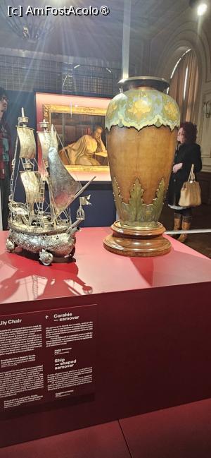 [P22] samovar in forma de corabie si suport umbrele din expoziția ce poate fi admirată pînă la sfîrșitul lunii septembrie » foto by kmy
 - 
<span class="allrVoted glyphicon glyphicon-heart hidden" id="av1522896"></span>
<a class="m-l-10 hidden" id="sv1522896" onclick="voting_Foto_DelVot(,1522896,29149)" role="button">șterge vot <span class="glyphicon glyphicon-remove"></span></a>
<a id="v91522896" class=" c-red"  onclick="voting_Foto_SetVot(1522896)" role="button"><span class="glyphicon glyphicon-heart-empty"></span> <b>LIKE</b> = Votează poza</a> <img class="hidden"  id="f1522896W9" src="/imagini/loader.gif" border="0" /><span class="AjErrMes hidden" id="e1522896ErM"></span>