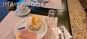 [P47] Imperatriz Aparthotel, mic-dejun foarte mic » foto by irinad
 - 
<span class="allrVoted glyphicon glyphicon-heart hidden" id="av1502299"></span>
<a class="m-l-10 hidden" id="sv1502299" onclick="voting_Foto_DelVot(,1502299,29150)" role="button">șterge vot <span class="glyphicon glyphicon-remove"></span></a>
<a id="v91502299" class=" c-red"  onclick="voting_Foto_SetVot(1502299)" role="button"><span class="glyphicon glyphicon-heart-empty"></span> <b>LIKE</b> = Votează poza</a> <img class="hidden"  id="f1502299W9" src="/imagini/loader.gif" border="0" /><span class="AjErrMes hidden" id="e1502299ErM"></span>