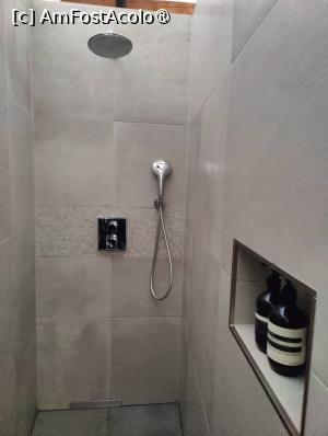 [P11] Gentry11 Rooms & More; camera 1 » foto by crismis
 - 
<span class="allrVoted glyphicon glyphicon-heart hidden" id="av1503268"></span>
<a class="m-l-10 hidden" id="sv1503268" onclick="voting_Foto_DelVot(,1503268,29158)" role="button">șterge vot <span class="glyphicon glyphicon-remove"></span></a>
<a id="v91503268" class=" c-red"  onclick="voting_Foto_SetVot(1503268)" role="button"><span class="glyphicon glyphicon-heart-empty"></span> <b>LIKE</b> = Votează poza</a> <img class="hidden"  id="f1503268W9" src="/imagini/loader.gif" border="0" /><span class="AjErrMes hidden" id="e1503268ErM"></span>