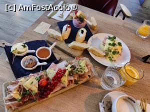 [P29] Nana Bistro; mic dejun » foto by crismis
 - 
<span class="allrVoted glyphicon glyphicon-heart hidden" id="av1503286"></span>
<a class="m-l-10 hidden" id="sv1503286" onclick="voting_Foto_DelVot(,1503286,29158)" role="button">șterge vot <span class="glyphicon glyphicon-remove"></span></a>
<a id="v91503286" class=" c-red"  onclick="voting_Foto_SetVot(1503286)" role="button"><span class="glyphicon glyphicon-heart-empty"></span> <b>LIKE</b> = Votează poza</a> <img class="hidden"  id="f1503286W9" src="/imagini/loader.gif" border="0" /><span class="AjErrMes hidden" id="e1503286ErM"></span>