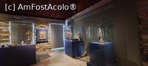 [P77] Casa Museu Cristóvão Colombo, exponate » foto by irinad
 - 
<span class="allrVoted glyphicon glyphicon-heart hidden" id="av1505353"></span>
<a class="m-l-10 hidden" id="sv1505353" onclick="voting_Foto_DelVot(,1505353,29172)" role="button">șterge vot <span class="glyphicon glyphicon-remove"></span></a>
<a id="v91505353" class=" c-red"  onclick="voting_Foto_SetVot(1505353)" role="button"><span class="glyphicon glyphicon-heart-empty"></span> <b>LIKE</b> = Votează poza</a> <img class="hidden"  id="f1505353W9" src="/imagini/loader.gif" border="0" /><span class="AjErrMes hidden" id="e1505353ErM"></span>