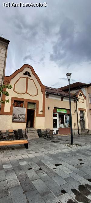 [P17] O clădire renovată. » foto by tata123 🔱
 - 
<span class="allrVoted glyphicon glyphicon-heart hidden" id="av1505399"></span>
<a class="m-l-10 hidden" id="sv1505399" onclick="voting_Foto_DelVot(,1505399,29173)" role="button">șterge vot <span class="glyphicon glyphicon-remove"></span></a>
<a id="v91505399" class=" c-red"  onclick="voting_Foto_SetVot(1505399)" role="button"><span class="glyphicon glyphicon-heart-empty"></span> <b>LIKE</b> = Votează poza</a> <img class="hidden"  id="f1505399W9" src="/imagini/loader.gif" border="0" /><span class="AjErrMes hidden" id="e1505399ErM"></span>