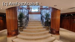 [P35] Scările către sălile de conferință » foto by pepsi70ro
 - 
<span class="allrVoted glyphicon glyphicon-heart hidden" id="av1506108"></span>
<a class="m-l-10 hidden" id="sv1506108" onclick="voting_Foto_DelVot(,1506108,29175)" role="button">șterge vot <span class="glyphicon glyphicon-remove"></span></a>
<a id="v91506108" class=" c-red"  onclick="voting_Foto_SetVot(1506108)" role="button"><span class="glyphicon glyphicon-heart-empty"></span> <b>LIKE</b> = Votează poza</a> <img class="hidden"  id="f1506108W9" src="/imagini/loader.gif" border="0" /><span class="AjErrMes hidden" id="e1506108ErM"></span>