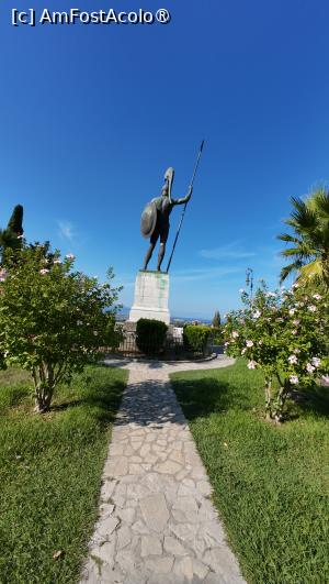 [P33] „Majestic Corfu” - grădina muzeului Achileon, statuia lui Achile învingătorul » foto by Dragoș_MD
 - 
<span class="allrVoted glyphicon glyphicon-heart hidden" id="av1508337"></span>
<a class="m-l-10 hidden" id="sv1508337" onclick="voting_Foto_DelVot(,1508337,29186)" role="button">șterge vot <span class="glyphicon glyphicon-remove"></span></a>
<a id="v91508337" class=" c-red"  onclick="voting_Foto_SetVot(1508337)" role="button"><span class="glyphicon glyphicon-heart-empty"></span> <b>LIKE</b> = Votează poza</a> <img class="hidden"  id="f1508337W9" src="/imagini/loader.gif" border="0" /><span class="AjErrMes hidden" id="e1508337ErM"></span>