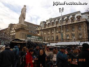 [P26] Târgul de Crăciun - Cărnățărie, bere fiară & vin fiert.  » foto by iulianic
 - 
<span class="allrVoted glyphicon glyphicon-heart hidden" id="av695546"></span>
<a class="m-l-10 hidden" id="sv695546" onclick="voting_Foto_DelVot(,695546,29197)" role="button">șterge vot <span class="glyphicon glyphicon-remove"></span></a>
<a id="v9695546" class=" c-red"  onclick="voting_Foto_SetVot(695546)" role="button"><span class="glyphicon glyphicon-heart-empty"></span> <b>LIKE</b> = Votează poza</a> <img class="hidden"  id="f695546W9" src="/imagini/loader.gif" border="0" /><span class="AjErrMes hidden" id="e695546ErM"></span>