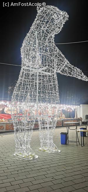 [P09] Ursul polar &icirc;nalt de c&acirc;țiva metri... » foto by ⭐ValentinB_88⭐
 - 
<span class="allrVoted glyphicon glyphicon-heart hidden" id="av1341900"></span>
<a class="m-l-10 hidden" id="sv1341900" onclick="voting_Foto_DelVot(,1341900,29197)" role="button">șterge vot <span class="glyphicon glyphicon-remove"></span></a>
<a id="v91341900" class=" c-red"  onclick="voting_Foto_SetVot(1341900)" role="button"><span class="glyphicon glyphicon-heart-empty"></span> <b>LIKE</b> = Votează poza</a> <img class="hidden"  id="f1341900W9" src="/imagini/loader.gif" border="0" /><span class="AjErrMes hidden" id="e1341900ErM"></span>