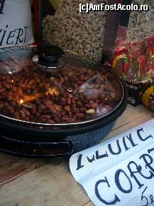 [P27] Targul de Craciun din Parcul Cismigiu, alune prajite » foto by magdalena
 - 
<span class="allrVoted glyphicon glyphicon-heart hidden" id="av173107"></span>
<a class="m-l-10 hidden" id="sv173107" onclick="voting_Foto_DelVot(,173107,29197)" role="button">șterge vot <span class="glyphicon glyphicon-remove"></span></a>
<a id="v9173107" class=" c-red"  onclick="voting_Foto_SetVot(173107)" role="button"><span class="glyphicon glyphicon-heart-empty"></span> <b>LIKE</b> = Votează poza</a> <img class="hidden"  id="f173107W9" src="/imagini/loader.gif" border="0" /><span class="AjErrMes hidden" id="e173107ErM"></span>