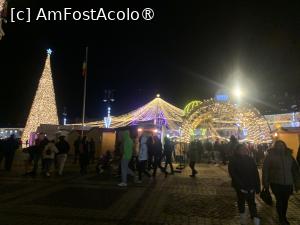 [P29] Târgul din Piața Mare,ediția 2023 » foto by AZE
 - 
<span class="allrVoted glyphicon glyphicon-heart hidden" id="av1399720"></span>
<a class="m-l-10 hidden" id="sv1399720" onclick="voting_Foto_DelVot(,1399720,29199)" role="button">șterge vot <span class="glyphicon glyphicon-remove"></span></a>
<a id="v91399720" class=" c-red"  onclick="voting_Foto_SetVot(1399720)" role="button"><span class="glyphicon glyphicon-heart-empty"></span> <b>LIKE</b> = Votează poza</a> <img class="hidden"  id="f1399720W9" src="/imagini/loader.gif" border="0" /><span class="AjErrMes hidden" id="e1399720ErM"></span>