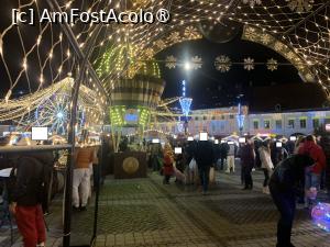 [P31] Târgul din Piața Mare,ediția 2023 » foto by AZE
 - 
<span class="allrVoted glyphicon glyphicon-heart hidden" id="av1399722"></span>
<a class="m-l-10 hidden" id="sv1399722" onclick="voting_Foto_DelVot(,1399722,29199)" role="button">șterge vot <span class="glyphicon glyphicon-remove"></span></a>
<a id="v91399722" class=" c-red"  onclick="voting_Foto_SetVot(1399722)" role="button"><span class="glyphicon glyphicon-heart-empty"></span> <b>LIKE</b> = Votează poza</a> <img class="hidden"  id="f1399722W9" src="/imagini/loader.gif" border="0" /><span class="AjErrMes hidden" id="e1399722ErM"></span>