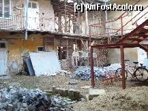 [P17] Sibiu -Piata Mica, curtea interioara a unei case ce este monument istoric (cea despre care va  vorbeam ) » foto by Diaura*
 - 
<span class="allrVoted glyphicon glyphicon-heart hidden" id="av284243"></span>
<a class="m-l-10 hidden" id="sv284243" onclick="voting_Foto_DelVot(,284243,29199)" role="button">șterge vot <span class="glyphicon glyphicon-remove"></span></a>
<a id="v9284243" class=" c-red"  onclick="voting_Foto_SetVot(284243)" role="button"><span class="glyphicon glyphicon-heart-empty"></span> <b>LIKE</b> = Votează poza</a> <img class="hidden"  id="f284243W9" src="/imagini/loader.gif" border="0" /><span class="AjErrMes hidden" id="e284243ErM"></span>