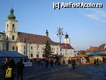 [P02] Sibiu -Piata Mare - Targul de Craciun » foto by Diaura*
 - 
<span class="allrVoted glyphicon glyphicon-heart hidden" id="av284224"></span>
<a class="m-l-10 hidden" id="sv284224" onclick="voting_Foto_DelVot(,284224,29199)" role="button">șterge vot <span class="glyphicon glyphicon-remove"></span></a>
<a id="v9284224" class=" c-red"  onclick="voting_Foto_SetVot(284224)" role="button"><span class="glyphicon glyphicon-heart-empty"></span> <b>LIKE</b> = Votează poza</a> <img class="hidden"  id="f284224W9" src="/imagini/loader.gif" border="0" /><span class="AjErrMes hidden" id="e284224ErM"></span>