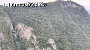 [P24] tiroliana din Grand Canyon Zhangjiajie » foto by elenaadina
 - 
<span class="allrVoted glyphicon glyphicon-heart hidden" id="av1510306"></span>
<a class="m-l-10 hidden" id="sv1510306" onclick="voting_Foto_DelVot(,1510306,29201)" role="button">șterge vot <span class="glyphicon glyphicon-remove"></span></a>
<a id="v91510306" class=" c-red"  onclick="voting_Foto_SetVot(1510306)" role="button"><span class="glyphicon glyphicon-heart-empty"></span> <b>LIKE</b> = Votează poza</a> <img class="hidden"  id="f1510306W9" src="/imagini/loader.gif" border="0" /><span class="AjErrMes hidden" id="e1510306ErM"></span>