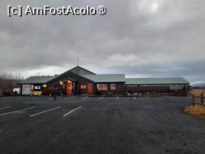 [P01] Hótel Eyjafjallajökull (restaurantul și, în dreapta, pensiunea) » foto by adso
 - 
<span class="allrVoted glyphicon glyphicon-heart hidden" id="av1510497"></span>
<a class="m-l-10 hidden" id="sv1510497" onclick="voting_Foto_DelVot(,1510497,29202)" role="button">șterge vot <span class="glyphicon glyphicon-remove"></span></a>
<a id="v91510497" class=" c-red"  onclick="voting_Foto_SetVot(1510497)" role="button"><span class="glyphicon glyphicon-heart-empty"></span> <b>LIKE</b> = Votează poza</a> <img class="hidden"  id="f1510497W9" src="/imagini/loader.gif" border="0" /><span class="AjErrMes hidden" id="e1510497ErM"></span>