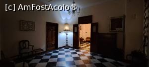 [P31] Hotel Castille, palierul etajului al doilea » foto by irinad
 - 
<span class="allrVoted glyphicon glyphicon-heart hidden" id="av1511595"></span>
<a class="m-l-10 hidden" id="sv1511595" onclick="voting_Foto_DelVot(,1511595,29207)" role="button">șterge vot <span class="glyphicon glyphicon-remove"></span></a>
<a id="v91511595" class=" c-red"  onclick="voting_Foto_SetVot(1511595)" role="button"><span class="glyphicon glyphicon-heart-empty"></span> <b>LIKE</b> = Votează poza</a> <img class="hidden"  id="f1511595W9" src="/imagini/loader.gif" border="0" /><span class="AjErrMes hidden" id="e1511595ErM"></span>