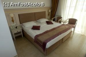 [P13] Camera părinților » foto by Horia U.
 - 
<span class="allrVoted glyphicon glyphicon-heart hidden" id="av1525596"></span>
<a class="m-l-10 hidden" id="sv1525596" onclick="voting_Foto_DelVot(,1525596,29208)" role="button">șterge vot <span class="glyphicon glyphicon-remove"></span></a>
<a id="v91525596" class=" c-red"  onclick="voting_Foto_SetVot(1525596)" role="button"><span class="glyphicon glyphicon-heart-empty"></span> <b>LIKE</b> = Votează poza</a> <img class="hidden"  id="f1525596W9" src="/imagini/loader.gif" border="0" /><span class="AjErrMes hidden" id="e1525596ErM"></span>