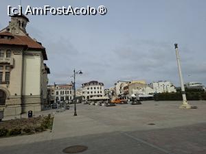 [P20] Piața Ovidiu » foto by Carmen Ion
 - 
<span class="allrVoted glyphicon glyphicon-heart hidden" id="av1521933"></span>
<a class="m-l-10 hidden" id="sv1521933" onclick="voting_Foto_DelVot(,1521933,29208)" role="button">șterge vot <span class="glyphicon glyphicon-remove"></span></a>
<a id="v91521933" class=" c-red"  onclick="voting_Foto_SetVot(1521933)" role="button"><span class="glyphicon glyphicon-heart-empty"></span> <b>LIKE</b> = Votează poza</a> <img class="hidden"  id="f1521933W9" src="/imagini/loader.gif" border="0" /><span class="AjErrMes hidden" id="e1521933ErM"></span>