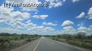 [P17] drumul spre Livingstone » foto by robert
 - 
<span class="allrVoted glyphicon glyphicon-heart hidden" id="av1512685"></span>
<a class="m-l-10 hidden" id="sv1512685" onclick="voting_Foto_DelVot(,1512685,29216)" role="button">șterge vot <span class="glyphicon glyphicon-remove"></span></a>
<a id="v91512685" class=" c-red"  onclick="voting_Foto_SetVot(1512685)" role="button"><span class="glyphicon glyphicon-heart-empty"></span> <b>LIKE</b> = Votează poza</a> <img class="hidden"  id="f1512685W9" src="/imagini/loader.gif" border="0" /><span class="AjErrMes hidden" id="e1512685ErM"></span>