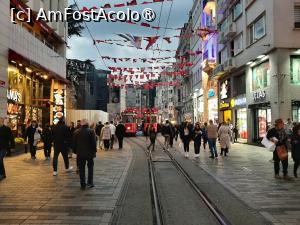 [P52] İstiklal Caddesi » foto by adso
 - 
<span class="allrVoted glyphicon glyphicon-heart hidden" id="av1512930"></span>
<a class="m-l-10 hidden" id="sv1512930" onclick="voting_Foto_DelVot(,1512930,29218)" role="button">șterge vot <span class="glyphicon glyphicon-remove"></span></a>
<a id="v91512930" class=" c-red"  onclick="voting_Foto_SetVot(1512930)" role="button"><span class="glyphicon glyphicon-heart-empty"></span> <b>LIKE</b> = Votează poza</a> <img class="hidden"  id="f1512930W9" src="/imagini/loader.gif" border="0" /><span class="AjErrMes hidden" id="e1512930ErM"></span>