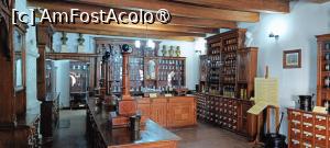 [P02] Oficina - încăperea unde se vindeau medicamentele. » foto by tata123 🔱
 - 
<span class="allrVoted glyphicon glyphicon-heart hidden" id="av1431930"></span>
<a class="m-l-10 hidden" id="sv1431930" onclick="voting_Foto_DelVot(,1431930,29227)" role="button">șterge vot <span class="glyphicon glyphicon-remove"></span></a>
<a id="v91431930" class=" c-red"  onclick="voting_Foto_SetVot(1431930)" role="button"><span class="glyphicon glyphicon-heart-empty"></span> <b>LIKE</b> = Votează poza</a> <img class="hidden"  id="f1431930W9" src="/imagini/loader.gif" border="0" /><span class="AjErrMes hidden" id="e1431930ErM"></span>