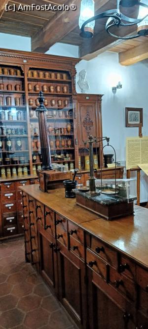 [P03] Mobilier vienez de la 1902. » foto by tata123 🔱
 - 
<span class="allrVoted glyphicon glyphicon-heart hidden" id="av1431931"></span>
<a class="m-l-10 hidden" id="sv1431931" onclick="voting_Foto_DelVot(,1431931,29227)" role="button">șterge vot <span class="glyphicon glyphicon-remove"></span></a>
<a id="v91431931" class=" c-red"  onclick="voting_Foto_SetVot(1431931)" role="button"><span class="glyphicon glyphicon-heart-empty"></span> <b>LIKE</b> = Votează poza</a> <img class="hidden"  id="f1431931W9" src="/imagini/loader.gif" border="0" /><span class="AjErrMes hidden" id="e1431931ErM"></span>