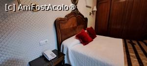 [P27] Hotel Europa, camera » foto by irinad
 - 
<span class="allrVoted glyphicon glyphicon-heart hidden" id="av1516696"></span>
<a class="m-l-10 hidden" id="sv1516696" onclick="voting_Foto_DelVot(,1516696,29240)" role="button">șterge vot <span class="glyphicon glyphicon-remove"></span></a>
<a id="v91516696" class=" c-red"  onclick="voting_Foto_SetVot(1516696)" role="button"><span class="glyphicon glyphicon-heart-empty"></span> <b>LIKE</b> = Votează poza</a> <img class="hidden"  id="f1516696W9" src="/imagini/loader.gif" border="0" /><span class="AjErrMes hidden" id="e1516696ErM"></span>