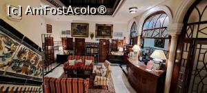[P05] Hotel Europa, Sevilla, lobby, în dreapta recepția » foto by irinad
 - 
<span class="allrVoted glyphicon glyphicon-heart hidden" id="av1516674"></span>
<a class="m-l-10 hidden" id="sv1516674" onclick="voting_Foto_DelVot(,1516674,29240)" role="button">șterge vot <span class="glyphicon glyphicon-remove"></span></a>
<a id="v91516674" class=" c-red"  onclick="voting_Foto_SetVot(1516674)" role="button"><span class="glyphicon glyphicon-heart-empty"></span> <b>LIKE</b> = Votează poza</a> <img class="hidden"  id="f1516674W9" src="/imagini/loader.gif" border="0" /><span class="AjErrMes hidden" id="e1516674ErM"></span>