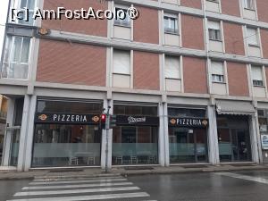 [P01] Mamas pizzeria » foto by adso
 - 
<span class="allrVoted glyphicon glyphicon-heart hidden" id="av1518029"></span>
<a class="m-l-10 hidden" id="sv1518029" onclick="voting_Foto_DelVot(,1518029,29250)" role="button">șterge vot <span class="glyphicon glyphicon-remove"></span></a>
<a id="v91518029" class=" c-red"  onclick="voting_Foto_SetVot(1518029)" role="button"><span class="glyphicon glyphicon-heart-empty"></span> <b>LIKE</b> = Votează poza</a> <img class="hidden"  id="f1518029W9" src="/imagini/loader.gif" border="0" /><span class="AjErrMes hidden" id="e1518029ErM"></span>