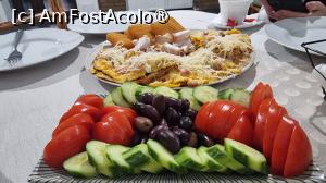 [P22] Micul dejun » foto by pepsi70ro
 - 
<span class="allrVoted glyphicon glyphicon-heart hidden" id="av1519063"></span>
<a class="m-l-10 hidden" id="sv1519063" onclick="voting_Foto_DelVot(,1519063,29261)" role="button">șterge vot <span class="glyphicon glyphicon-remove"></span></a>
<a id="v91519063" class=" c-red"  onclick="voting_Foto_SetVot(1519063)" role="button"><span class="glyphicon glyphicon-heart-empty"></span> <b>LIKE</b> = Votează poza</a> <img class="hidden"  id="f1519063W9" src="/imagini/loader.gif" border="0" /><span class="AjErrMes hidden" id="e1519063ErM"></span>