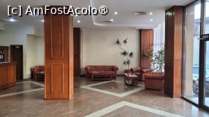 [P16] Recepția - Hotel Bavaria, Craiova » foto by vlado2
 - 
<span class="allrVoted glyphicon glyphicon-heart hidden" id="av1525579"></span>
<a class="m-l-10 hidden" id="sv1525579" onclick="voting_Foto_DelVot(,1525579,29272)" role="button">șterge vot <span class="glyphicon glyphicon-remove"></span></a>
<a id="v91525579" class=" c-red"  onclick="voting_Foto_SetVot(1525579)" role="button"><span class="glyphicon glyphicon-heart-empty"></span> <b>LIKE</b> = Votează poza</a> <img class="hidden"  id="f1525579W9" src="/imagini/loader.gif" border="0" /><span class="AjErrMes hidden" id="e1525579ErM"></span>