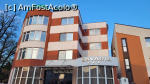 [P17] Exterior - Hotel Bavaria, Craiova » foto by vlado2
 - 
<span class="allrVoted glyphicon glyphicon-heart hidden" id="av1525580"></span>
<a class="m-l-10 hidden" id="sv1525580" onclick="voting_Foto_DelVot(,1525580,29272)" role="button">șterge vot <span class="glyphicon glyphicon-remove"></span></a>
<a id="v91525580" class=" c-red"  onclick="voting_Foto_SetVot(1525580)" role="button"><span class="glyphicon glyphicon-heart-empty"></span> <b>LIKE</b> = Votează poza</a> <img class="hidden"  id="f1525580W9" src="/imagini/loader.gif" border="0" /><span class="AjErrMes hidden" id="e1525580ErM"></span>