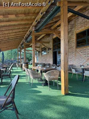 [P07] Terasa restaurantului » foto by Trank
 - 
<span class="allrVoted glyphicon glyphicon-heart hidden" id="av1520830"></span>
<a class="m-l-10 hidden" id="sv1520830" onclick="voting_Foto_DelVot(,1520830,29278)" role="button">șterge vot <span class="glyphicon glyphicon-remove"></span></a>
<a id="v91520830" class=" c-red"  onclick="voting_Foto_SetVot(1520830)" role="button"><span class="glyphicon glyphicon-heart-empty"></span> <b>LIKE</b> = Votează poza</a> <img class="hidden"  id="f1520830W9" src="/imagini/loader.gif" border="0" /><span class="AjErrMes hidden" id="e1520830ErM"></span>