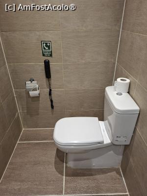 [P21] Cairo, Novotel Cairo Airport Hotel, Camera 222, Baia cu cele necesare dar și cu telefon de „Doamne Ferește!!” » foto by mprofeanu
 - 
<span class="allrVoted glyphicon glyphicon-heart hidden" id="av1522008"></span>
<a class="m-l-10 hidden" id="sv1522008" onclick="voting_Foto_DelVot(,1522008,29286)" role="button">șterge vot <span class="glyphicon glyphicon-remove"></span></a>
<a id="v91522008" class=" c-red"  onclick="voting_Foto_SetVot(1522008)" role="button"><span class="glyphicon glyphicon-heart-empty"></span> <b>LIKE</b> = Votează poza</a> <img class="hidden"  id="f1522008W9" src="/imagini/loader.gif" border="0" /><span class="AjErrMes hidden" id="e1522008ErM"></span>