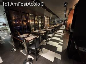 [P26] Restaurant » foto by AZE
 - 
<span class="allrVoted glyphicon glyphicon-heart hidden" id="av1524194"></span>
<a class="m-l-10 hidden" id="sv1524194" onclick="voting_Foto_DelVot(,1524194,29291)" role="button">șterge vot <span class="glyphicon glyphicon-remove"></span></a>
<a id="v91524194" class=" c-red"  onclick="voting_Foto_SetVot(1524194)" role="button"><span class="glyphicon glyphicon-heart-empty"></span> <b>LIKE</b> = Votează poza</a> <img class="hidden"  id="f1524194W9" src="/imagini/loader.gif" border="0" /><span class="AjErrMes hidden" id="e1524194ErM"></span>