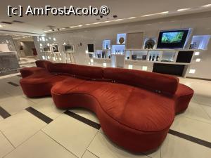 [P08] Recepție hotel » foto by AZE
 - 
<span class="allrVoted glyphicon glyphicon-heart hidden" id="av1524176"></span>
<a class="m-l-10 hidden" id="sv1524176" onclick="voting_Foto_DelVot(,1524176,29291)" role="button">șterge vot <span class="glyphicon glyphicon-remove"></span></a>
<a id="v91524176" class=" c-red"  onclick="voting_Foto_SetVot(1524176)" role="button"><span class="glyphicon glyphicon-heart-empty"></span> <b>LIKE</b> = Votează poza</a> <img class="hidden"  id="f1524176W9" src="/imagini/loader.gif" border="0" /><span class="AjErrMes hidden" id="e1524176ErM"></span>