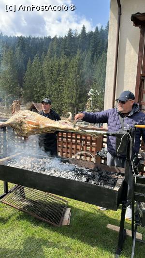 [P14] proprietarul si amicul care a descoperit locatia » foto by Mijey
 - 
<span class="allrVoted glyphicon glyphicon-heart hidden" id="av1525119"></span>
<a class="m-l-10 hidden" id="sv1525119" onclick="voting_Foto_DelVot(,1525119,29299)" role="button">șterge vot <span class="glyphicon glyphicon-remove"></span></a>
<a id="v91525119" class=" c-red"  onclick="voting_Foto_SetVot(1525119)" role="button"><span class="glyphicon glyphicon-heart-empty"></span> <b>LIKE</b> = Votează poza</a> <img class="hidden"  id="f1525119W9" src="/imagini/loader.gif" border="0" /><span class="AjErrMes hidden" id="e1525119ErM"></span>