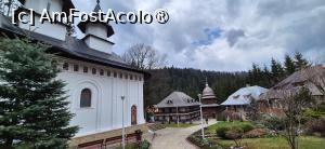 [P23] biserica manastirii de maici » foto by Mijey
 - 
<span class="allrVoted glyphicon glyphicon-heart hidden" id="av1525128"></span>
<a class="m-l-10 hidden" id="sv1525128" onclick="voting_Foto_DelVot(,1525128,29299)" role="button">șterge vot <span class="glyphicon glyphicon-remove"></span></a>
<a id="v91525128" class=" c-red"  onclick="voting_Foto_SetVot(1525128)" role="button"><span class="glyphicon glyphicon-heart-empty"></span> <b>LIKE</b> = Votează poza</a> <img class="hidden"  id="f1525128W9" src="/imagini/loader.gif" border="0" /><span class="AjErrMes hidden" id="e1525128ErM"></span>