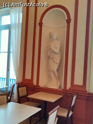 [P32] Sala de mic dejun » foto by crismis
 - 
<span class="allrVoted glyphicon glyphicon-heart hidden" id="av1527757"></span>
<a class="m-l-10 hidden" id="sv1527757" onclick="voting_Foto_DelVot(,1527757,29320)" role="button">șterge vot <span class="glyphicon glyphicon-remove"></span></a>
<a id="v91527757" class=" c-red"  onclick="voting_Foto_SetVot(1527757)" role="button"><span class="glyphicon glyphicon-heart-empty"></span> <b>LIKE</b> = Votează poza</a> <img class="hidden"  id="f1527757W9" src="/imagini/loader.gif" border="0" /><span class="AjErrMes hidden" id="e1527757ErM"></span>