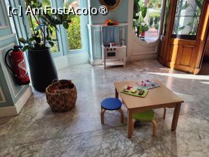 [P42] În lobby de la parter » foto by crismis
 - 
<span class="allrVoted glyphicon glyphicon-heart hidden" id="av1527767"></span>
<a class="m-l-10 hidden" id="sv1527767" onclick="voting_Foto_DelVot(,1527767,29320)" role="button">șterge vot <span class="glyphicon glyphicon-remove"></span></a>
<a id="v91527767" class=" c-red"  onclick="voting_Foto_SetVot(1527767)" role="button"><span class="glyphicon glyphicon-heart-empty"></span> <b>LIKE</b> = Votează poza</a> <img class="hidden"  id="f1527767W9" src="/imagini/loader.gif" border="0" /><span class="AjErrMes hidden" id="e1527767ErM"></span>