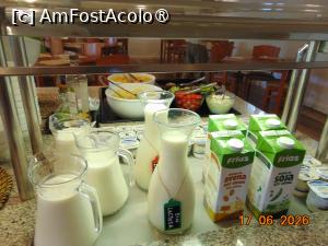 [P28] hotel Tossa de Mar, oferta de mic dejun » foto by Yolanda
 - 
<span class="allrVoted glyphicon glyphicon-heart hidden" id="av1533368"></span>
<a class="m-l-10 hidden" id="sv1533368" onclick="voting_Foto_DelVot(,1533368,29363)" role="button">șterge vot <span class="glyphicon glyphicon-remove"></span></a>
<a id="v91533368" class=" c-red"  onclick="voting_Foto_SetVot(1533368)" role="button"><span class="glyphicon glyphicon-heart-empty"></span> <b>LIKE</b> = Votează poza</a> <img class="hidden"  id="f1533368W9" src="/imagini/loader.gif" border="0" /><span class="AjErrMes hidden" id="e1533368ErM"></span>