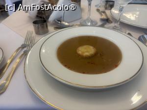 [P14] Restaurant La Comtesse - supa de ceapă » foto by nicole33
 - 
<span class="allrVoted glyphicon glyphicon-heart hidden" id="av1534954"></span>
<a class="m-l-10 hidden" id="sv1534954" onclick="voting_Foto_DelVot(,1534954,29377)" role="button">șterge vot <span class="glyphicon glyphicon-remove"></span></a>
<a id="v91534954" class=" c-red"  onclick="voting_Foto_SetVot(1534954)" role="button"><span class="glyphicon glyphicon-heart-empty"></span> <b>LIKE</b> = Votează poza</a> <img class="hidden"  id="f1534954W9" src="/imagini/loader.gif" border="0" /><span class="AjErrMes hidden" id="e1534954ErM"></span>