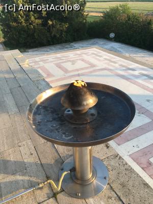 [P11] Și flacăra veșnică » foto by Yersinia Pestis
 - 
<span class="allrVoted glyphicon glyphicon-heart hidden" id="av960946"></span>
<a class="m-l-10 hidden" id="sv960946" onclick="voting_Foto_DelVot(,960946,29441)" role="button">șterge vot <span class="glyphicon glyphicon-remove"></span></a>
<a id="v9960946" class=" c-red"  onclick="voting_Foto_SetVot(960946)" role="button"><span class="glyphicon glyphicon-heart-empty"></span> <b>LIKE</b> = Votează poza</a> <img class="hidden"  id="f960946W9" src="/imagini/loader.gif" border="0" /><span class="AjErrMes hidden" id="e960946ErM"></span>