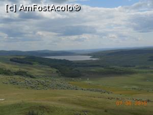 [P15] Movila lui Burcel - Lacul Solești aflat la câțiva kilometri.  » foto by iulianic
 - 
<span class="allrVoted glyphicon glyphicon-heart hidden" id="av750620"></span>
<a class="m-l-10 hidden" id="sv750620" onclick="voting_Foto_DelVot(,750620,29442)" role="button">șterge vot <span class="glyphicon glyphicon-remove"></span></a>
<a id="v9750620" class=" c-red"  onclick="voting_Foto_SetVot(750620)" role="button"><span class="glyphicon glyphicon-heart-empty"></span> <b>LIKE</b> = Votează poza</a> <img class="hidden"  id="f750620W9" src="/imagini/loader.gif" border="0" /><span class="AjErrMes hidden" id="e750620ErM"></span>