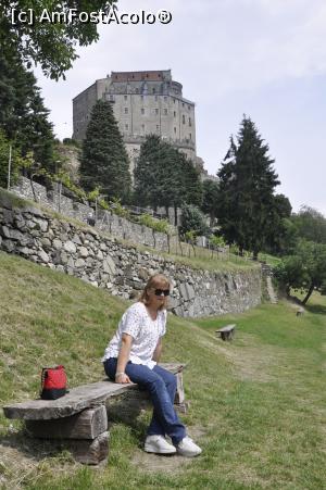 [P12] Sacra di San Michele (Piemont, Italia) - manastirea vazuta din valea apropiata.  » foto by Diaura*
 - 
<span class="allrVoted glyphicon glyphicon-heart hidden" id="av1058007"></span>
<a class="m-l-10 hidden" id="sv1058007" onclick="voting_Foto_DelVot(,1058007,29447)" role="button">șterge vot <span class="glyphicon glyphicon-remove"></span></a>
<a id="v91058007" class=" c-red"  onclick="voting_Foto_SetVot(1058007)" role="button"><span class="glyphicon glyphicon-heart-empty"></span> <b>LIKE</b> = Votează poza</a> <img class="hidden"  id="f1058007W9" src="/imagini/loader.gif" border="0" /><span class="AjErrMes hidden" id="e1058007ErM"></span>
