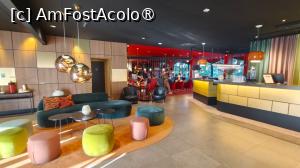 [P26] ProfilHotels Nacka – lobby » foto by elenaadina
 - 
<span class="allrVoted glyphicon glyphicon-heart hidden" id="av1544669"></span>
<a class="m-l-10 hidden" id="sv1544669" onclick="voting_Foto_DelVot(,1544669,29448)" role="button">șterge vot <span class="glyphicon glyphicon-remove"></span></a>
<a id="v91544669" class=" c-red"  onclick="voting_Foto_SetVot(1544669)" role="button"><span class="glyphicon glyphicon-heart-empty"></span> <b>LIKE</b> = Votează poza</a> <img class="hidden"  id="f1544669W9" src="/imagini/loader.gif" border="0" /><span class="AjErrMes hidden" id="e1544669ErM"></span>