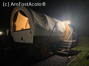 [P20] Nomad; căruța 4 » foto by crismis
 - 
<span class="allrVoted glyphicon glyphicon-heart hidden" id="av1549958"></span>
<a class="m-l-10 hidden" id="sv1549958" onclick="voting_Foto_DelVot(,1549958,29477)" role="button">șterge vot <span class="glyphicon glyphicon-remove"></span></a>
<a id="v91549958" class=" c-red"  onclick="voting_Foto_SetVot(1549958)" role="button"><span class="glyphicon glyphicon-heart-empty"></span> <b>LIKE</b> = Votează poza</a> <img class="hidden"  id="f1549958W9" src="/imagini/loader.gif" border="0" /><span class="AjErrMes hidden" id="e1549958ErM"></span>